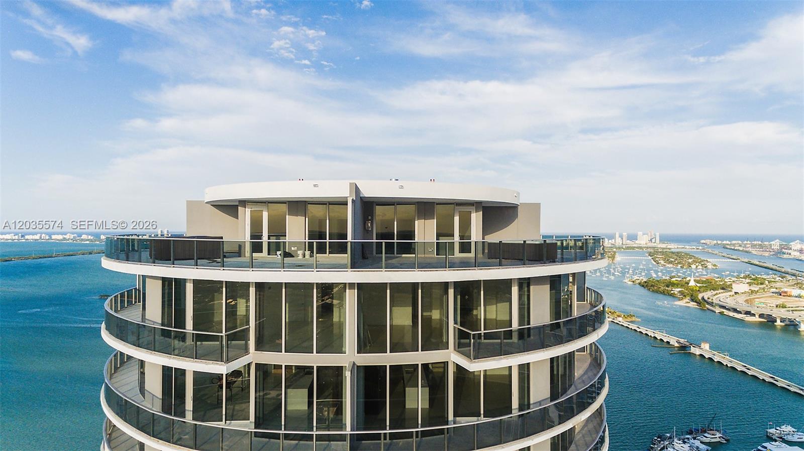 image Aria on the Bay159