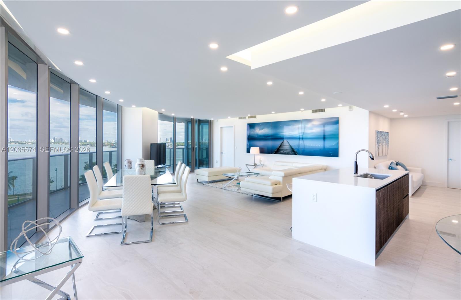 image Aria on the Bay1