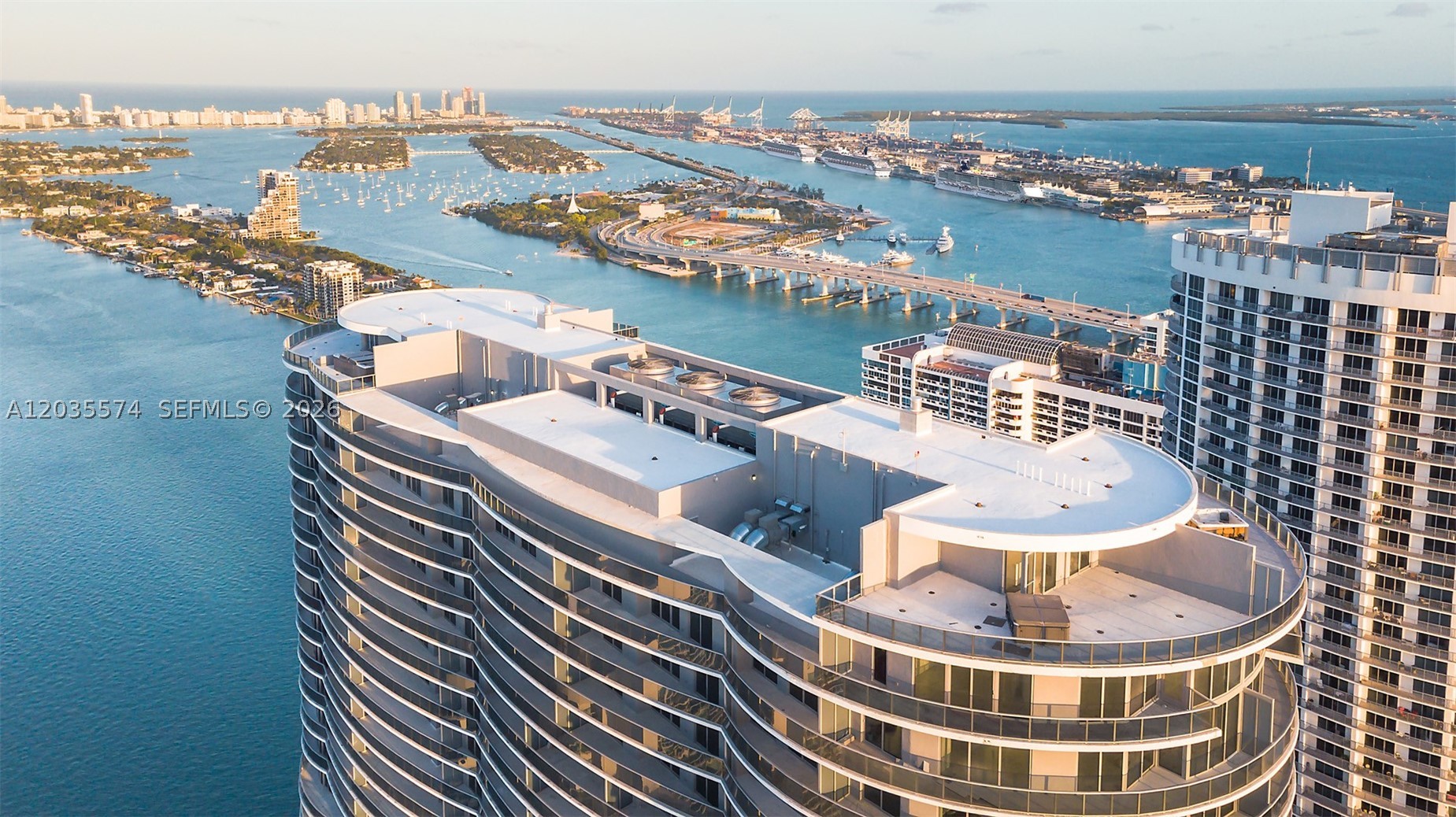 image Aria on the Bay28