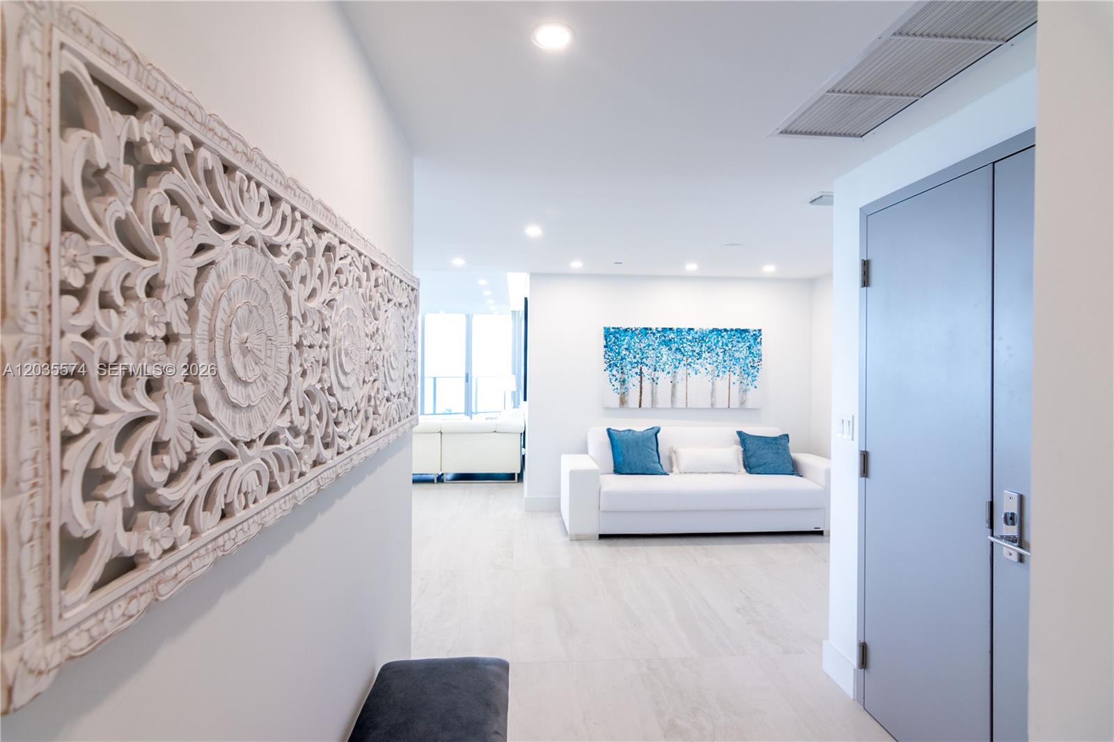 image Aria on the Bay46