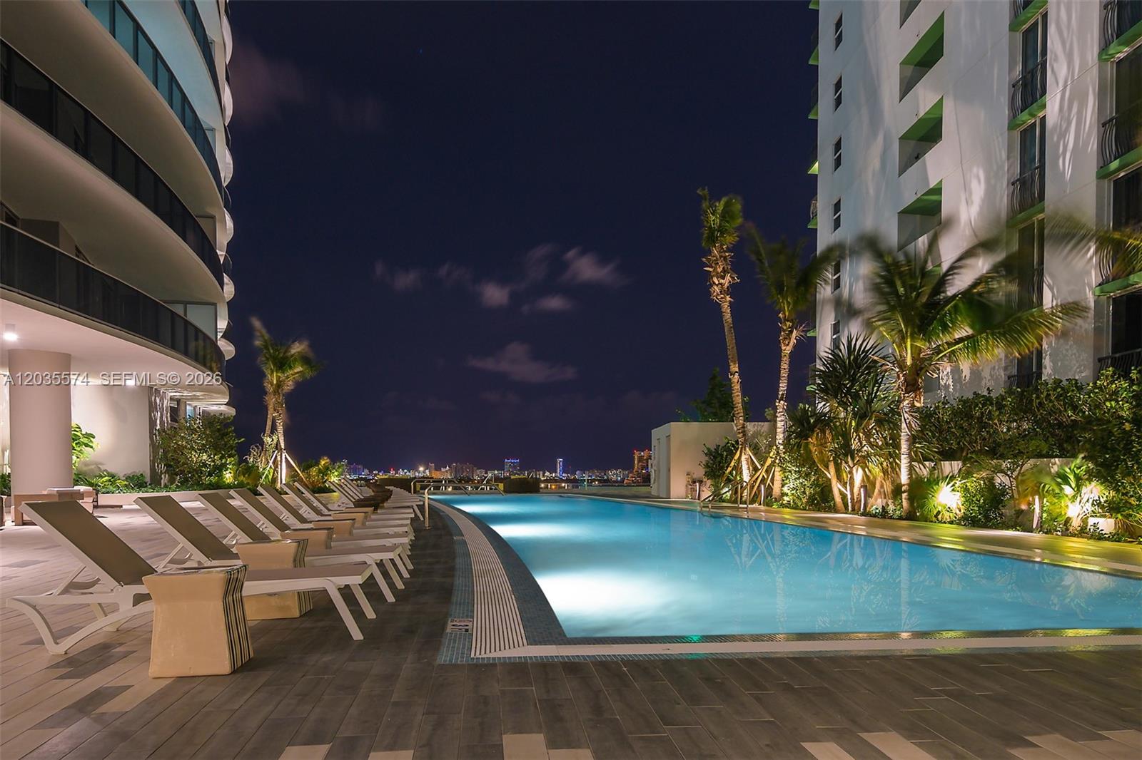 image Aria on the Bay98