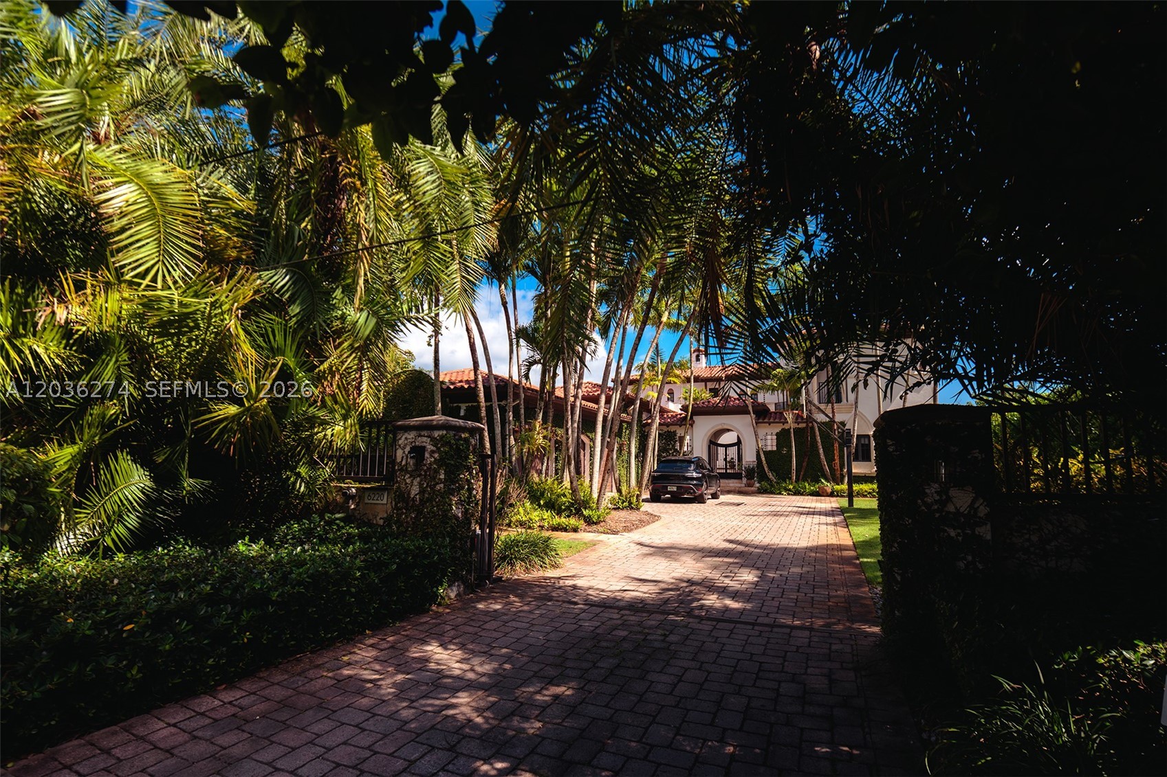 6220 SW 86th St Miami, FL 33143