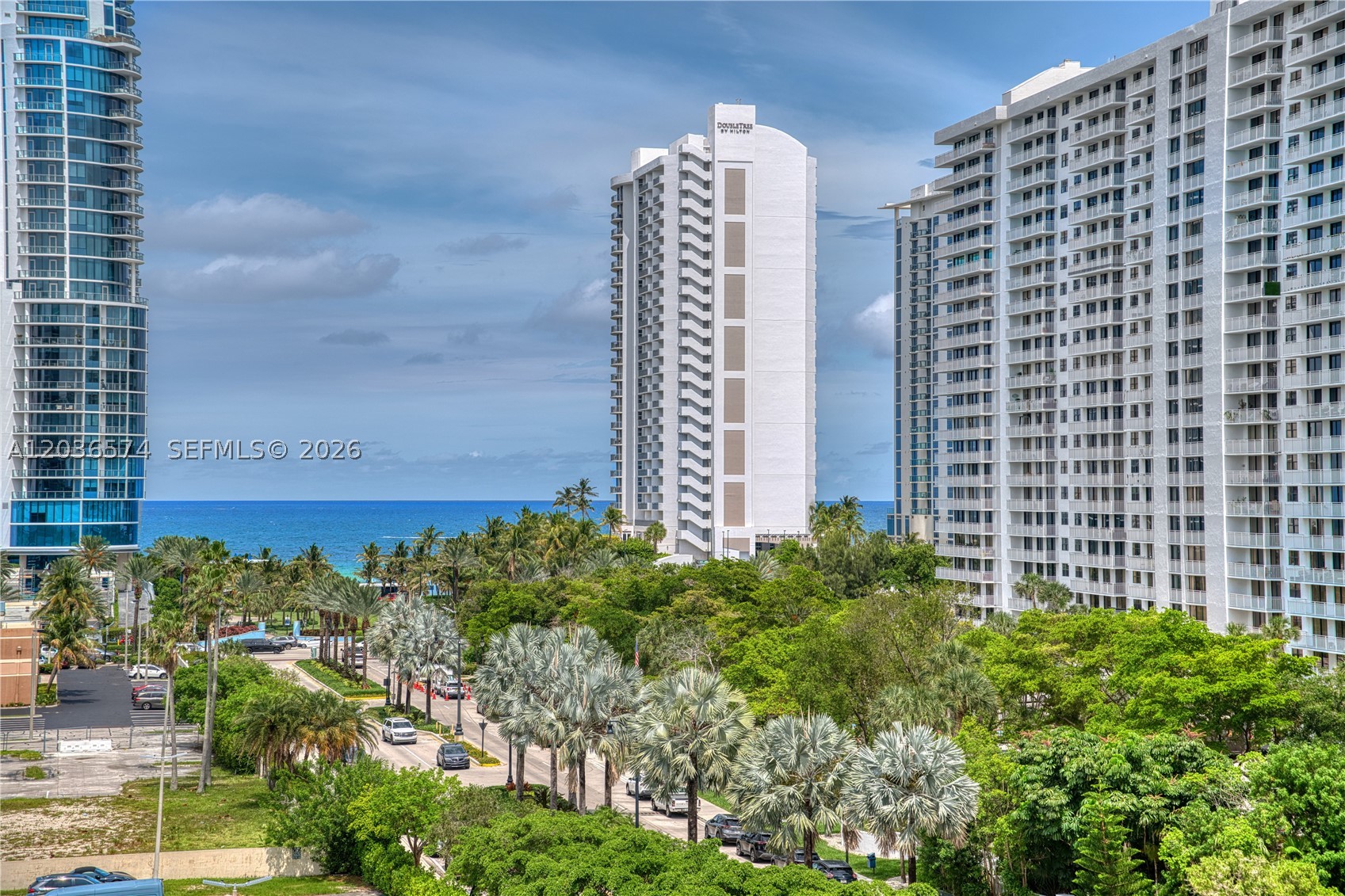 image Winston Towers 4002
