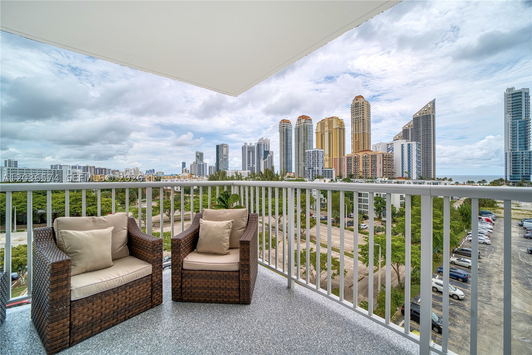image Winston Towers 40043