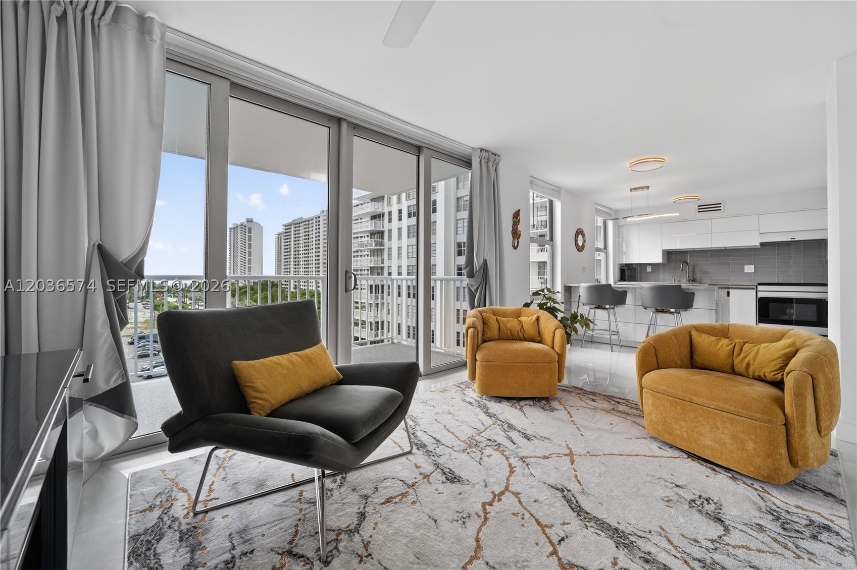 image Winston Towers 4007