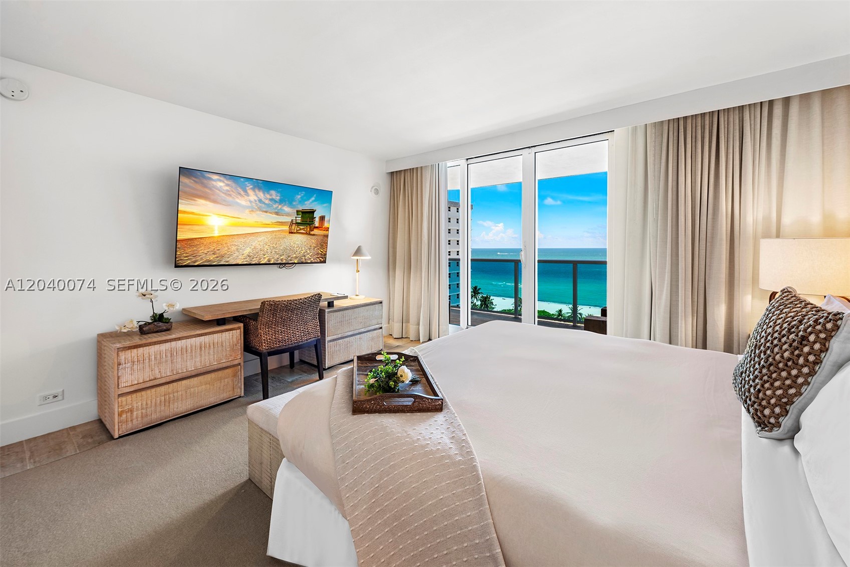 102 24th #1222 Miami Beach, FL 33139