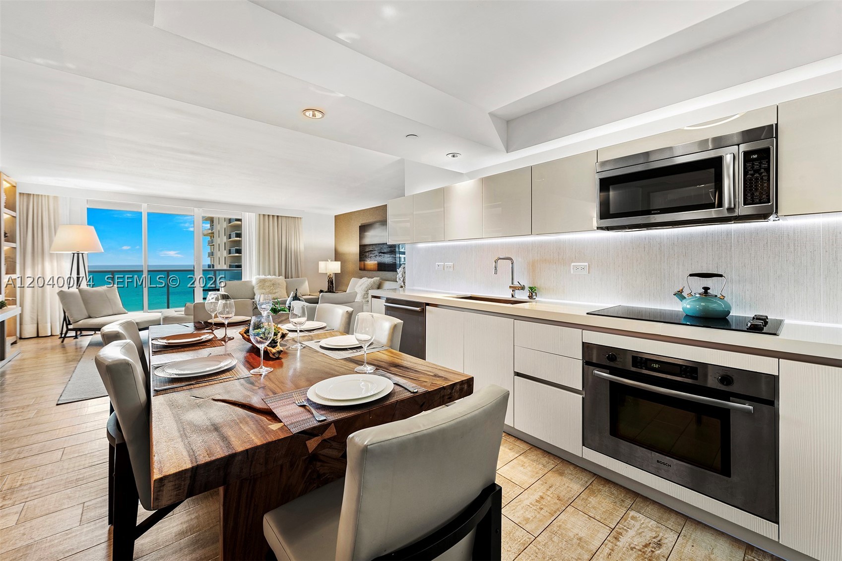 102 24th #1222 Miami Beach, FL 33139