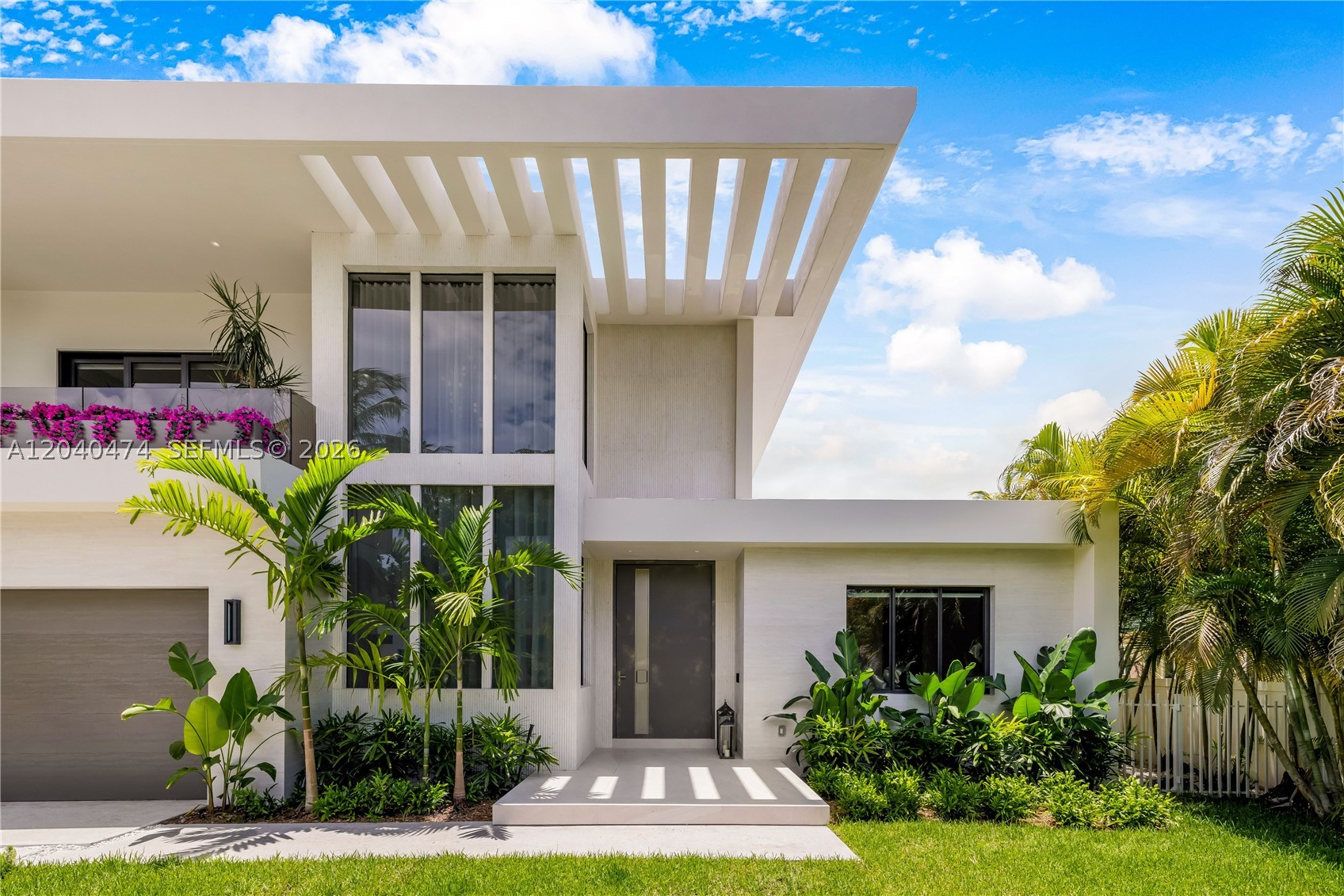 1008 NE 114th St Biscayne Park, FL 33161