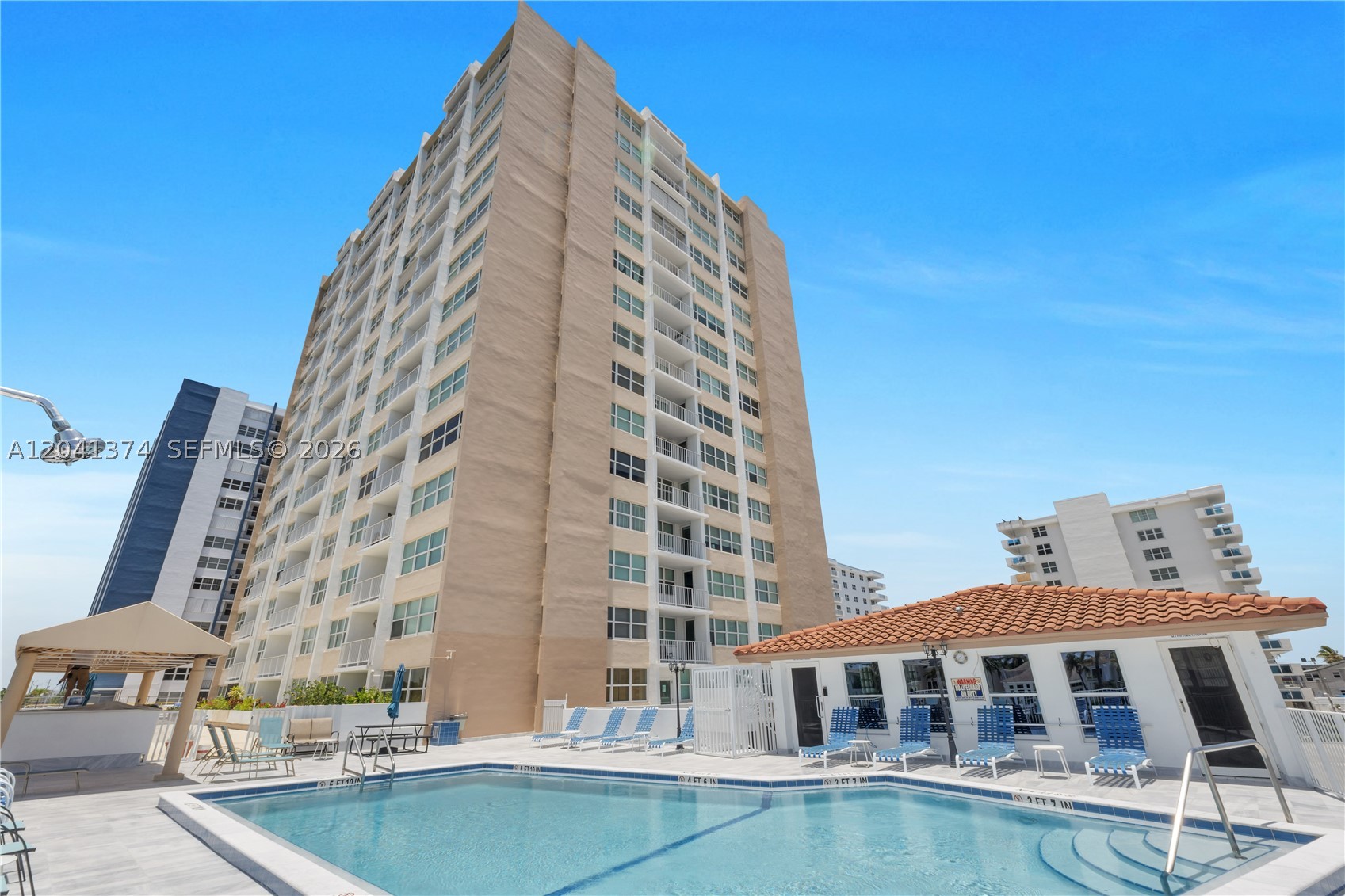 1410 S Ocean Dr #304