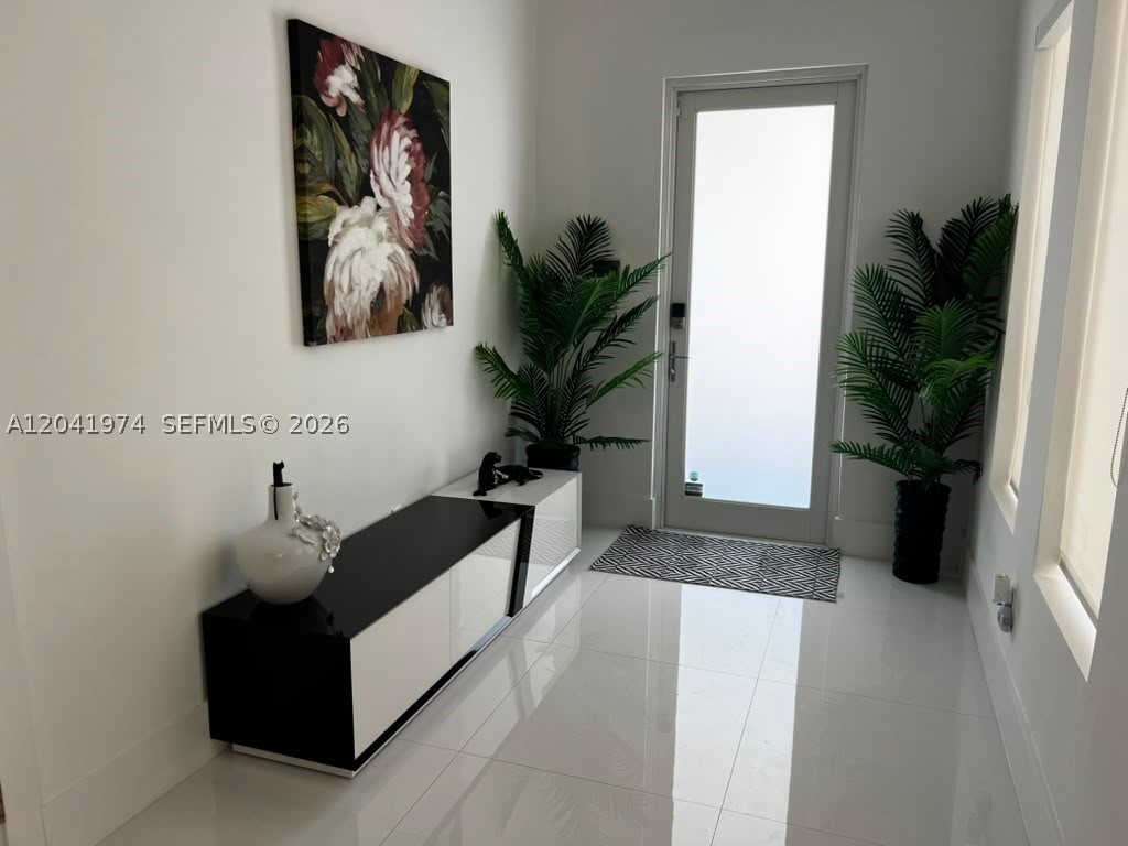 18975 Atlantic Blvd #18975 Sunny Isles Beach, FL 33160
