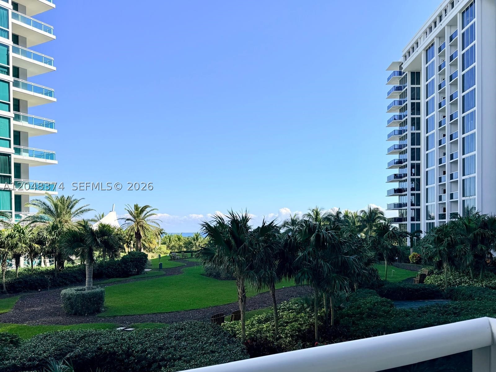 image Harbour House23
