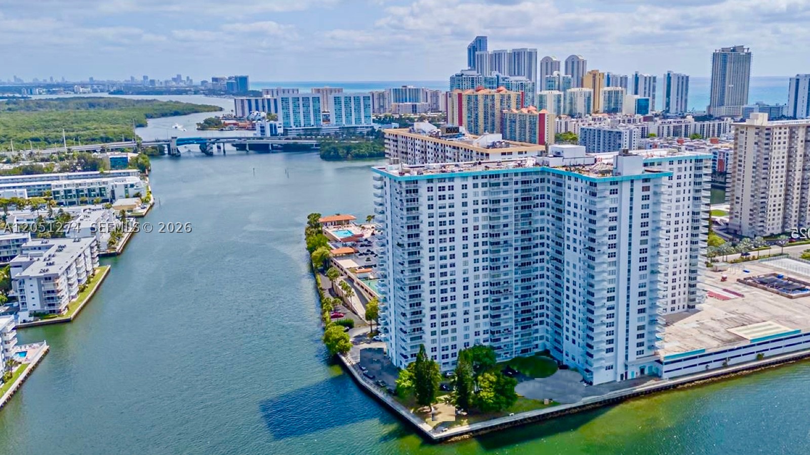 image Winston Towers 5001