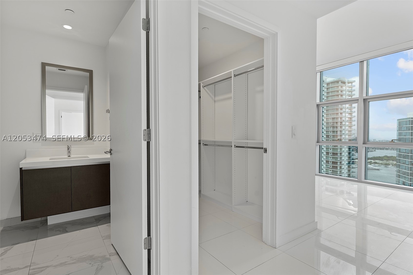 image Paramount Miami Worldcenter35