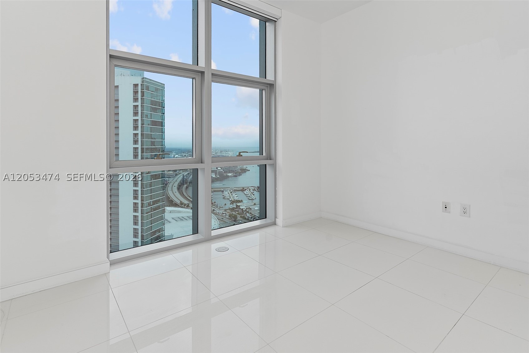 image Paramount Miami Worldcenter44