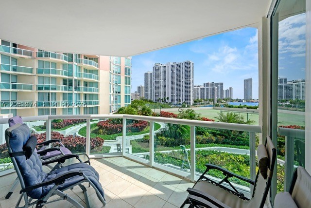 3370 Hidden Bay Dr #507 Aventura, FL 33180