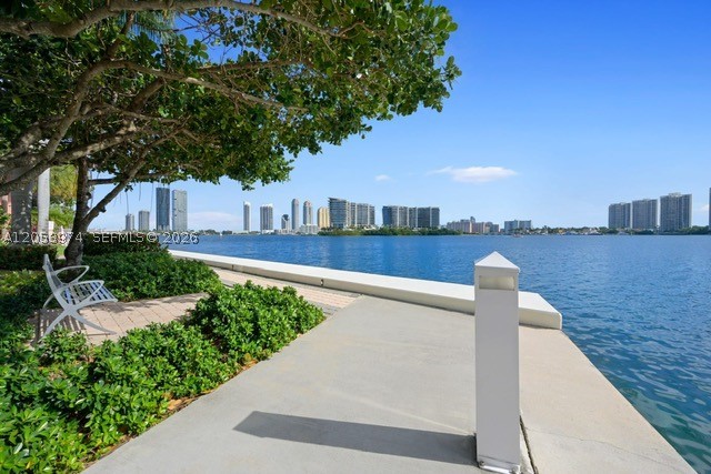 3370 Hidden Bay Dr #507 Aventura, FL 33180