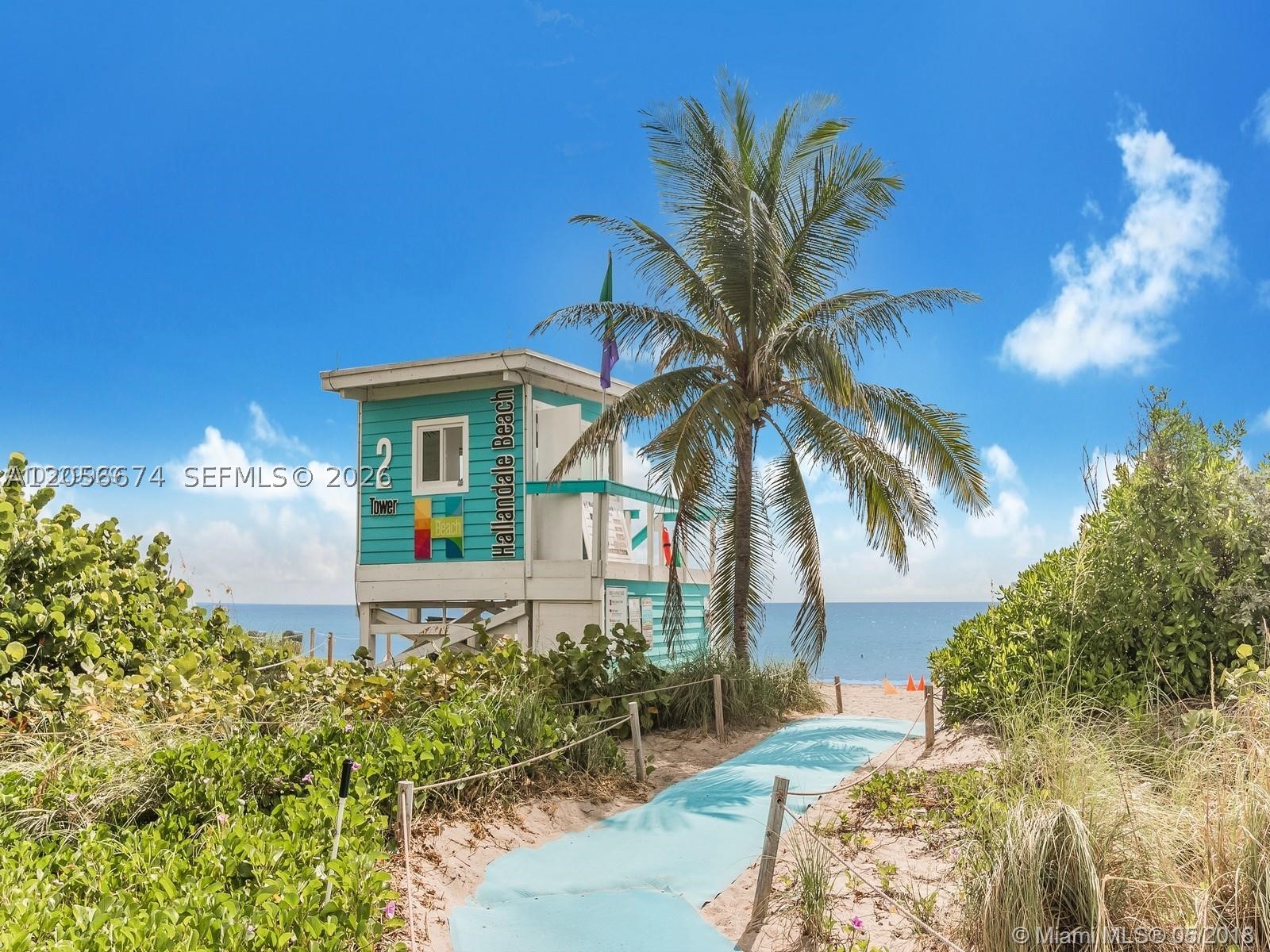 image Beach Club 235