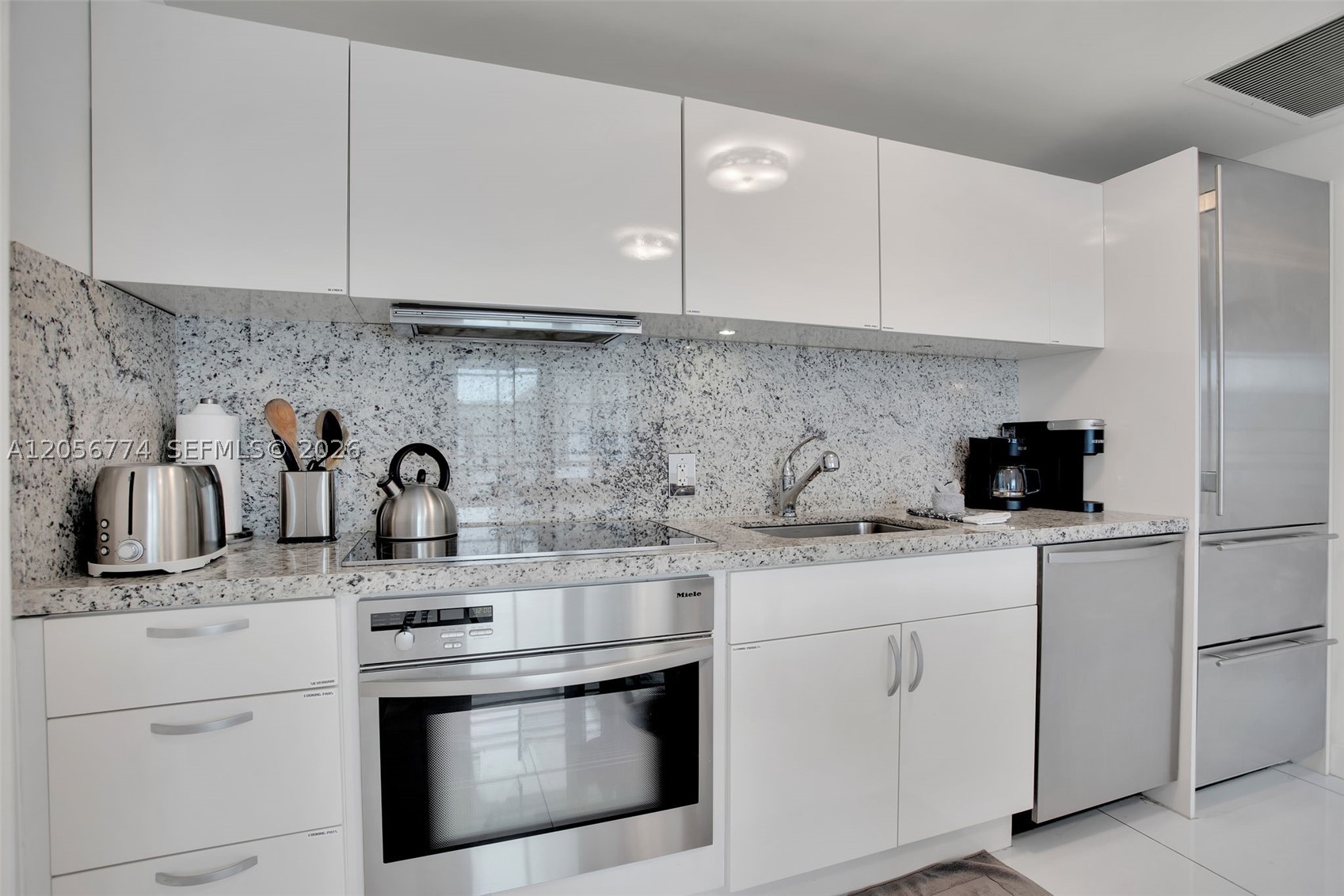 1250 Ocean Dr #2N Miami Beach, FL 33139