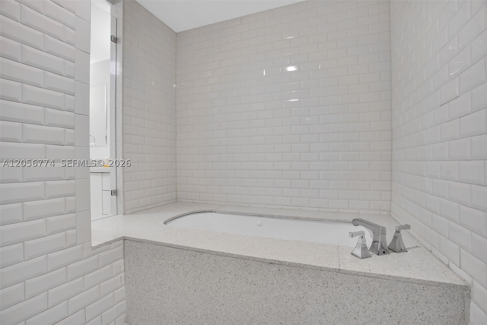 1250 Ocean Dr #2N Miami Beach, FL 33139