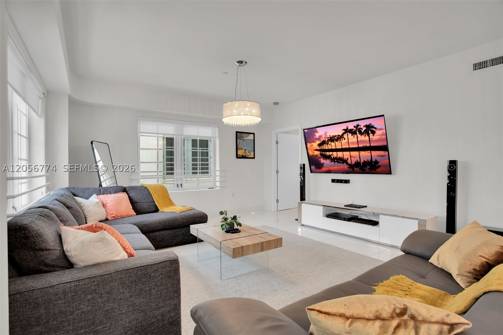 1250 Ocean Dr #2N Miami Beach, FL 33139