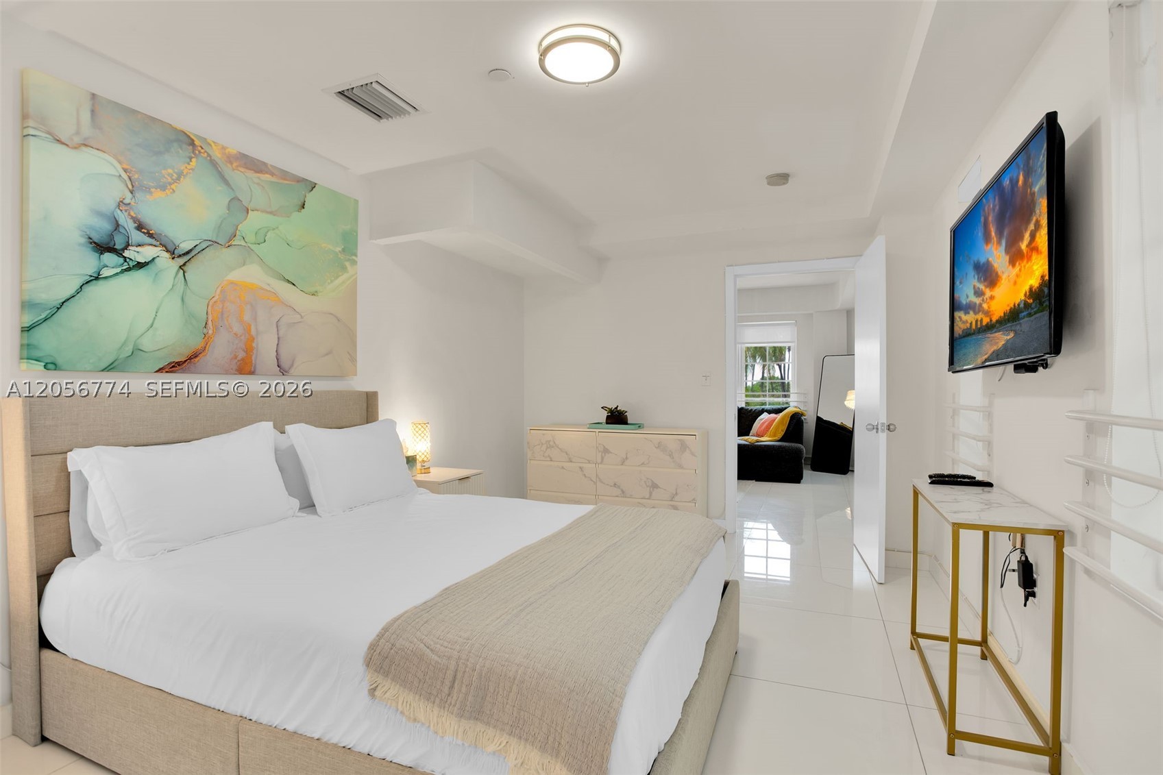 1250 Ocean Dr #2N Miami Beach, FL 33139