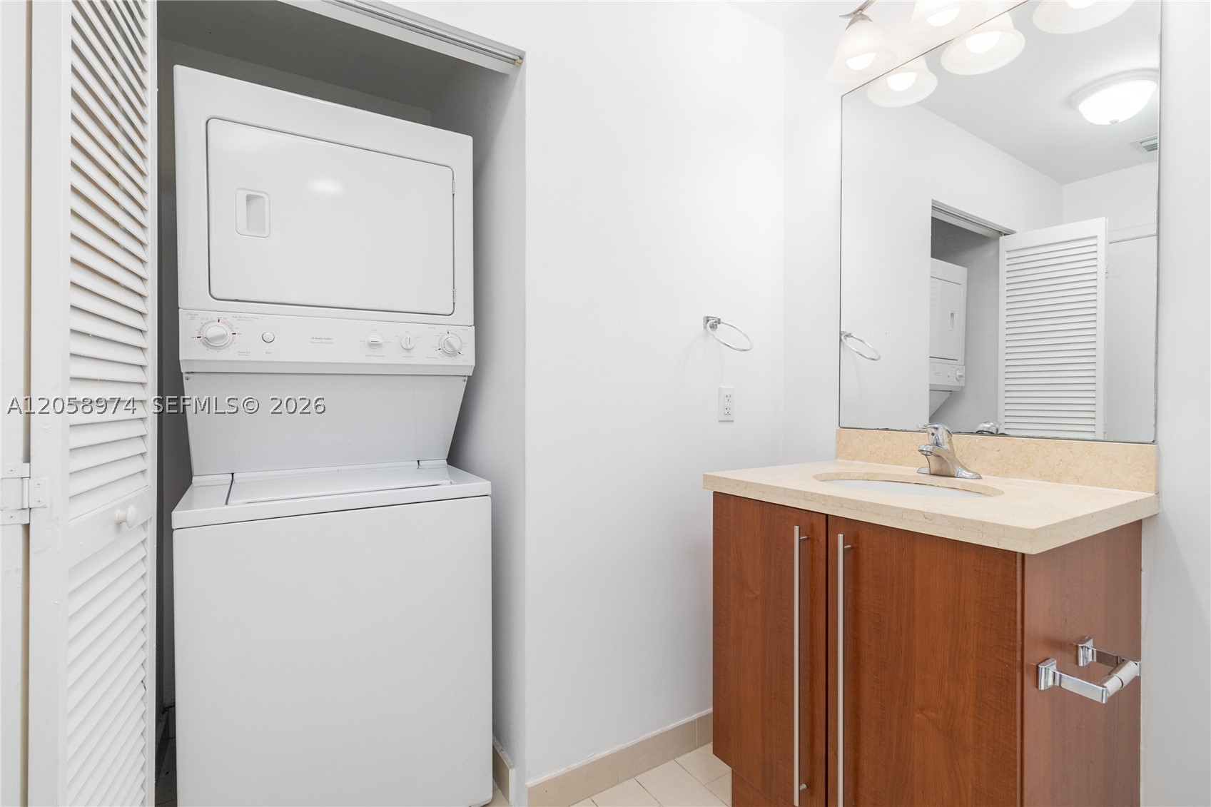 image Axis on Brickell North13