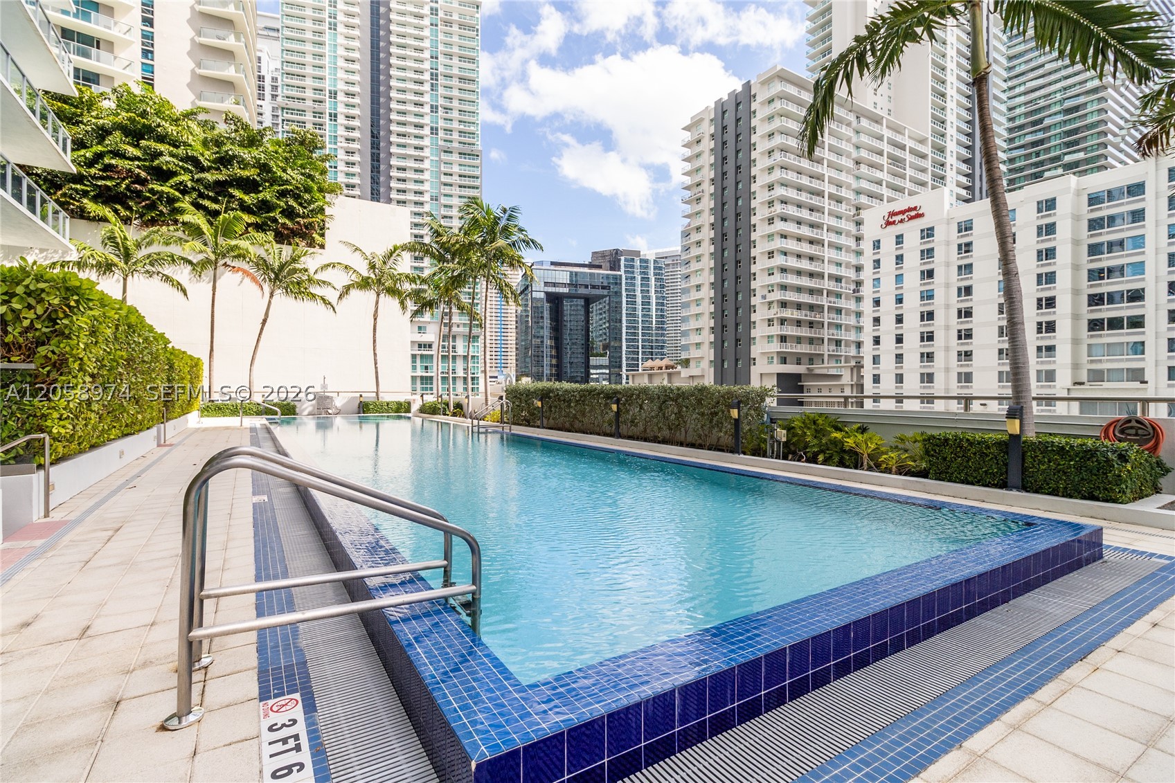 image Axis on Brickell North21