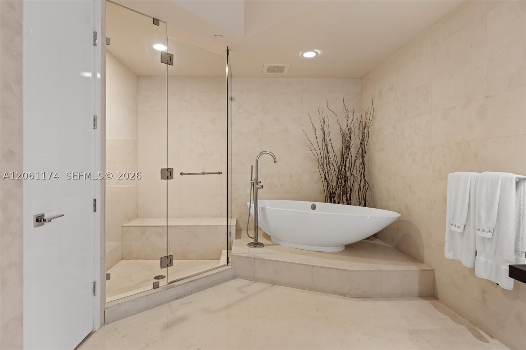 image Turnberry Ocean Colony North50