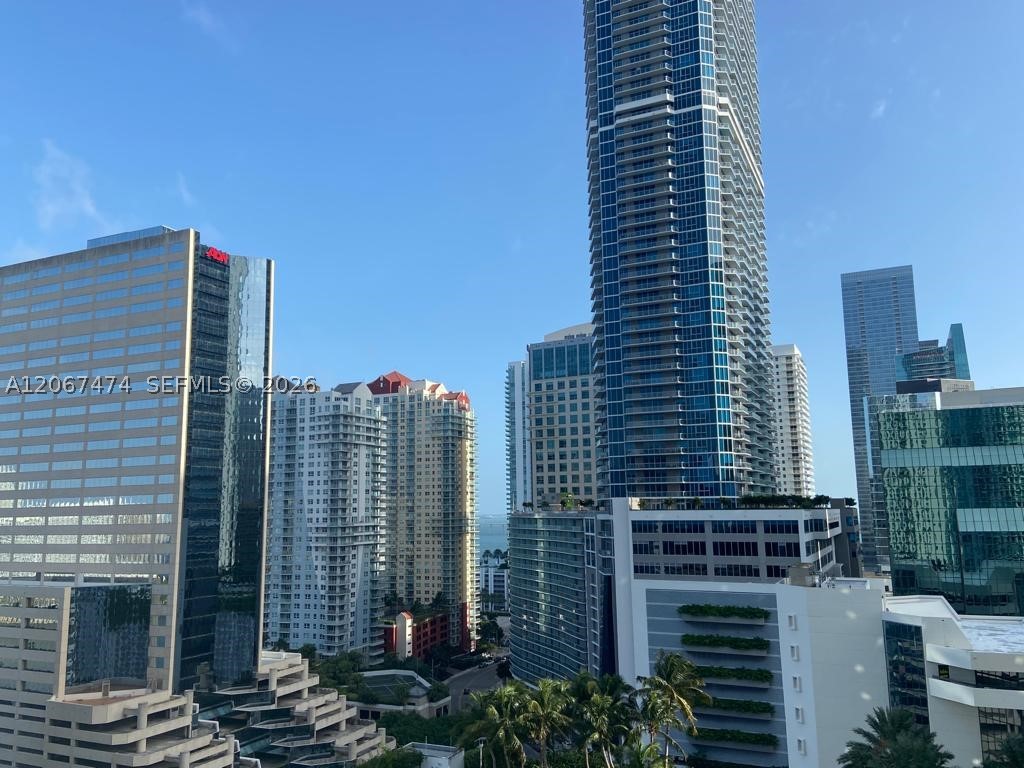 image The Plaza on Brickell East11