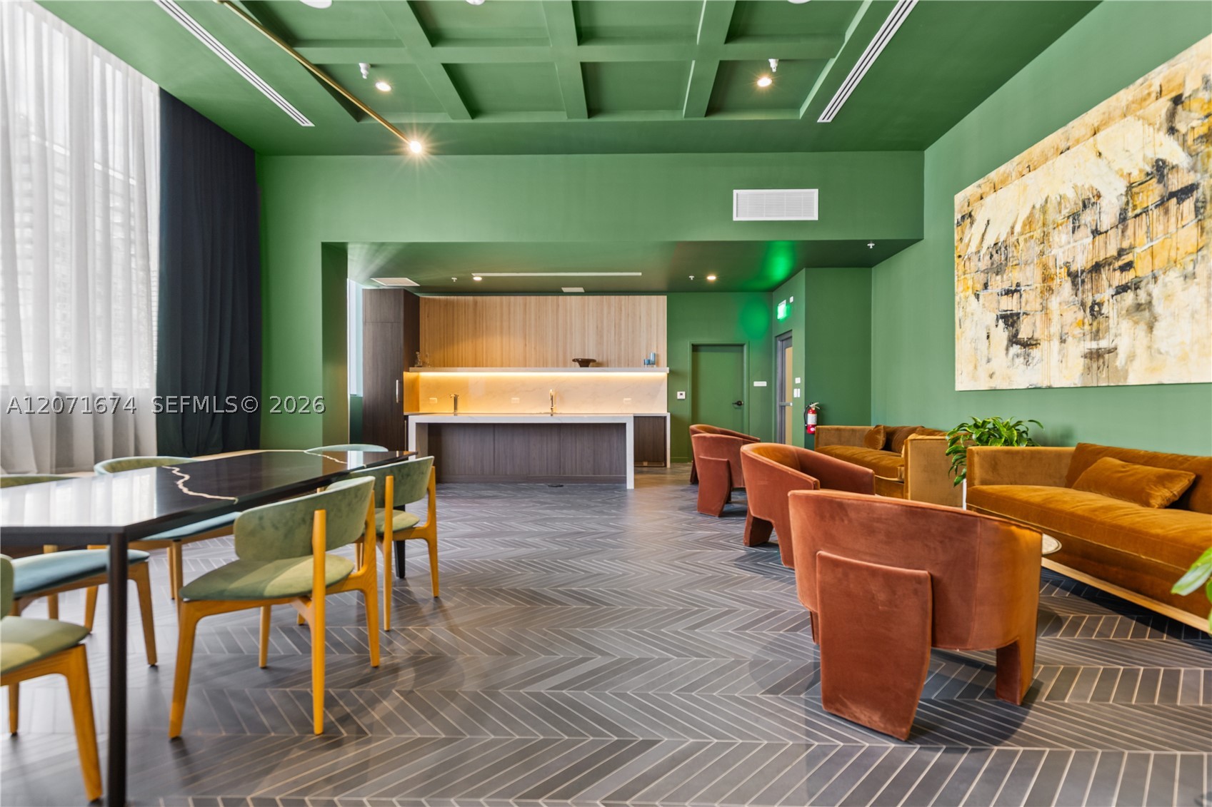 11 NE 6th St #3213 Miami, FL 33132