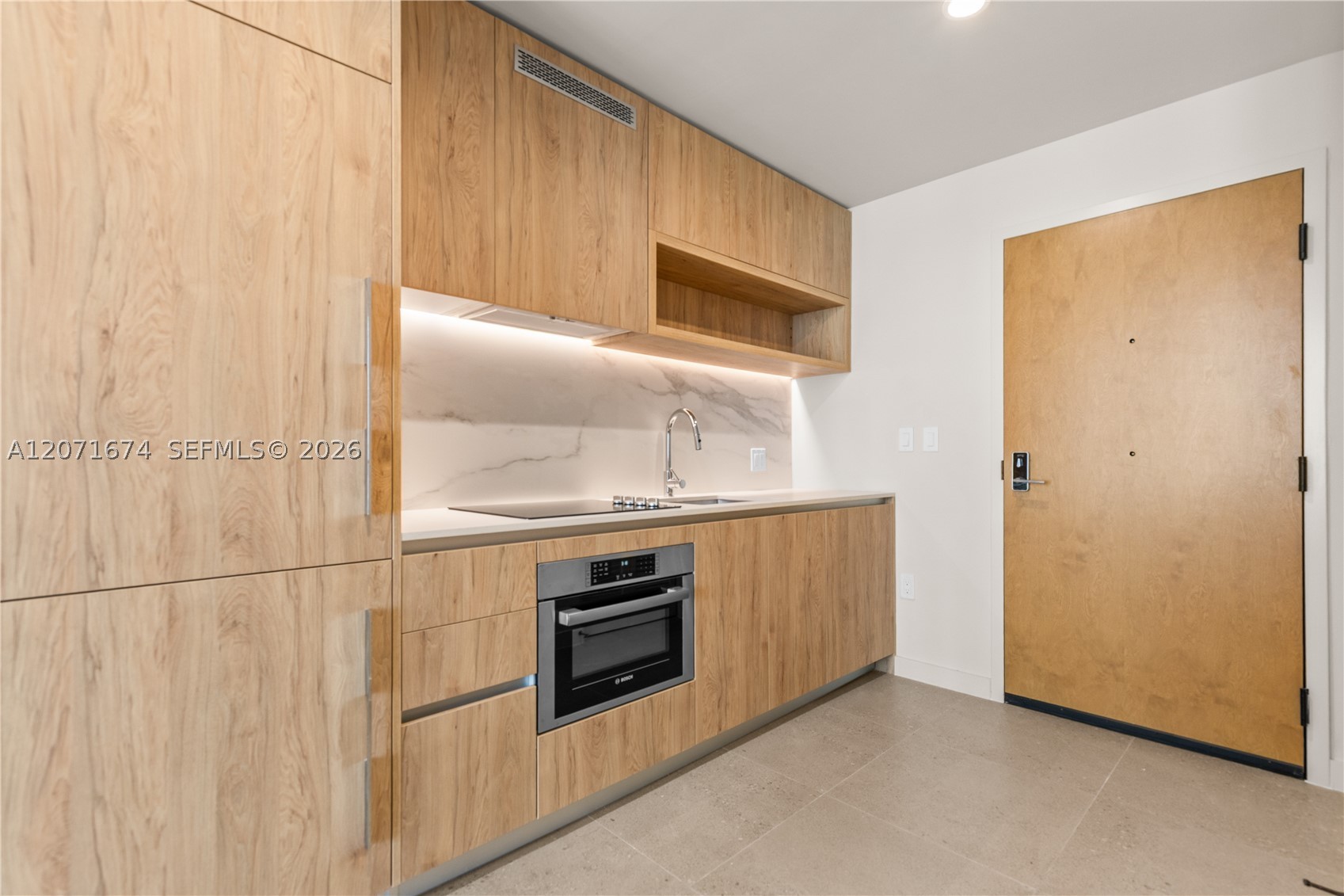11 NE 6th St #3213 Miami, FL 33132