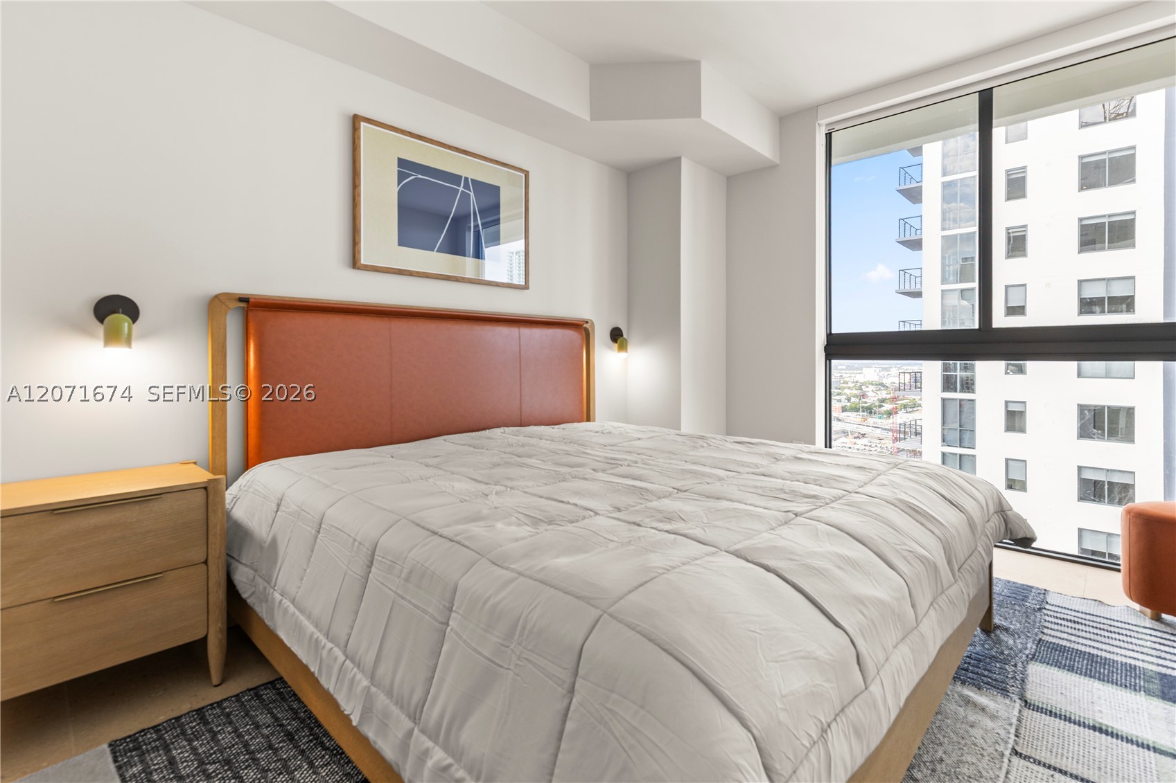 11 NE 6th St #3213 Miami, FL 33132