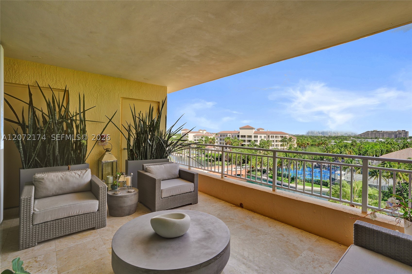 765 Crandon Blvd #603 Key Biscayne, FL 33149