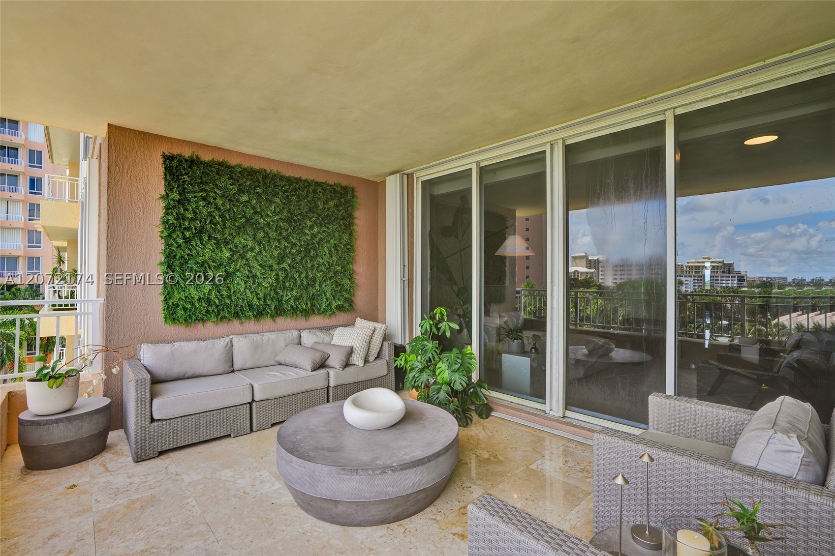 765 Crandon Blvd #603 Key Biscayne, FL 33149