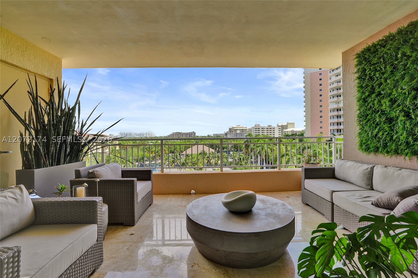 765 Crandon Blvd #603 Key Biscayne, FL 33149