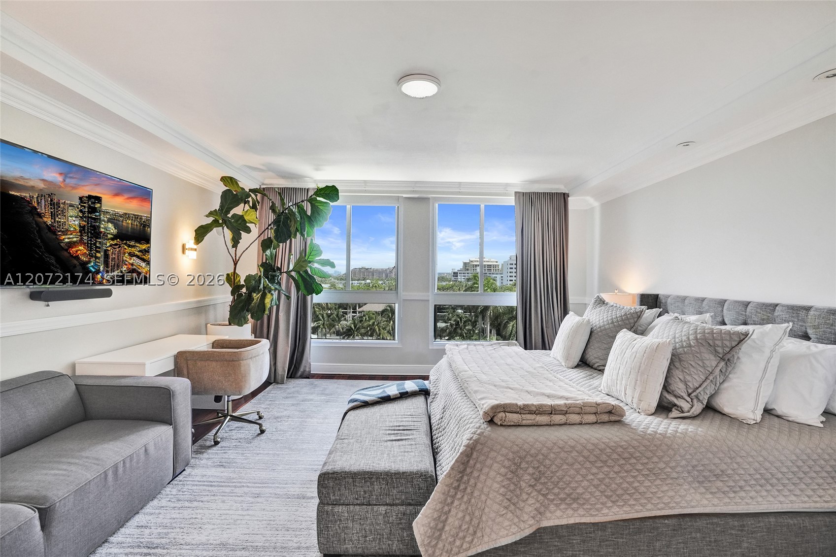765 Crandon Blvd #603 Key Biscayne, FL 33149