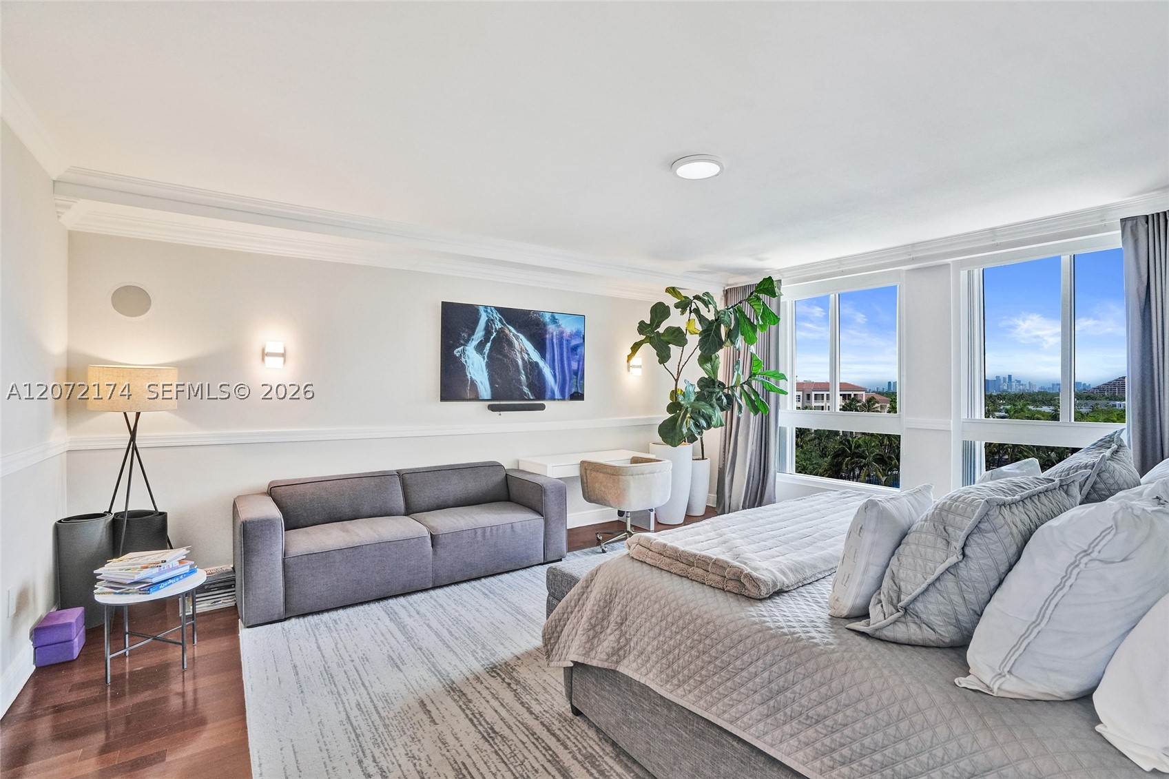 765 Crandon Blvd #603 Key Biscayne, FL 33149
