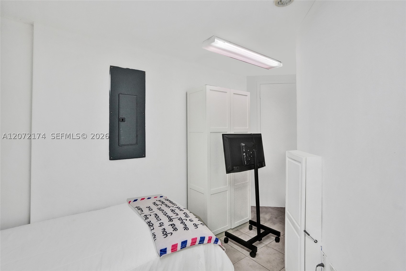 765 Crandon Blvd #603 Key Biscayne, FL 33149