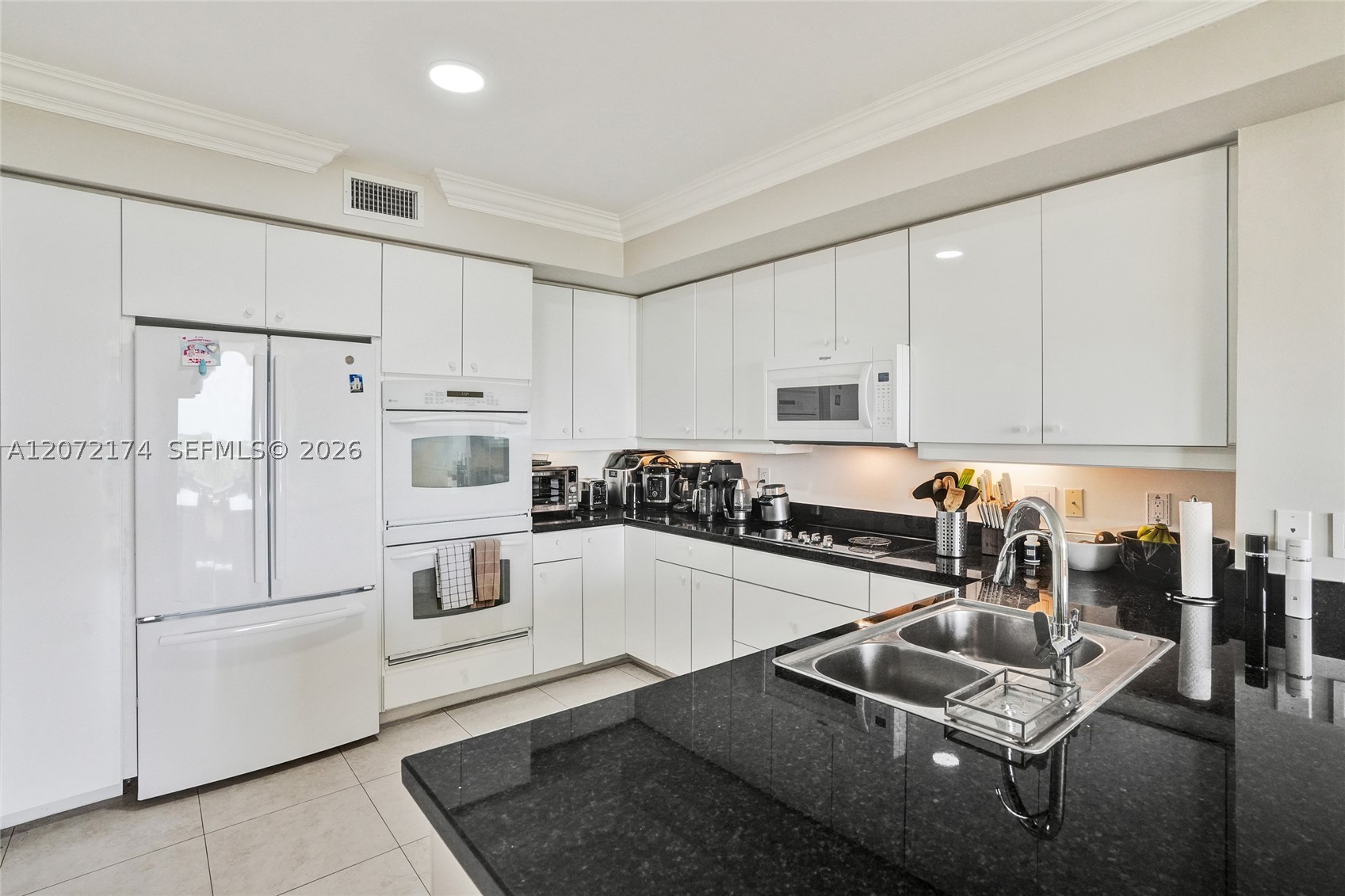 765 Crandon Blvd #603 Key Biscayne, FL 33149
