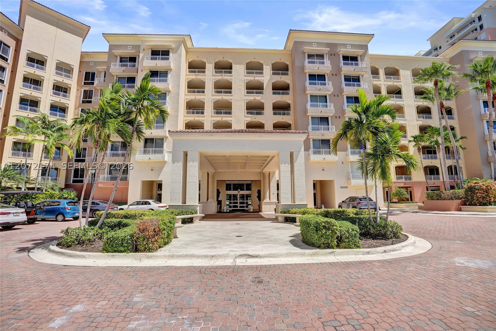 765 Crandon Blvd #603 Key Biscayne, FL 33149