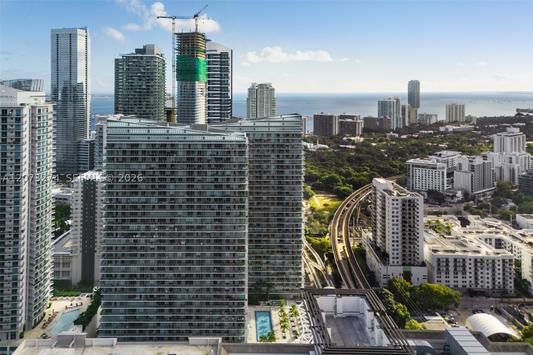 79 SW 12th St #PH3904-S Miami, FL 33130