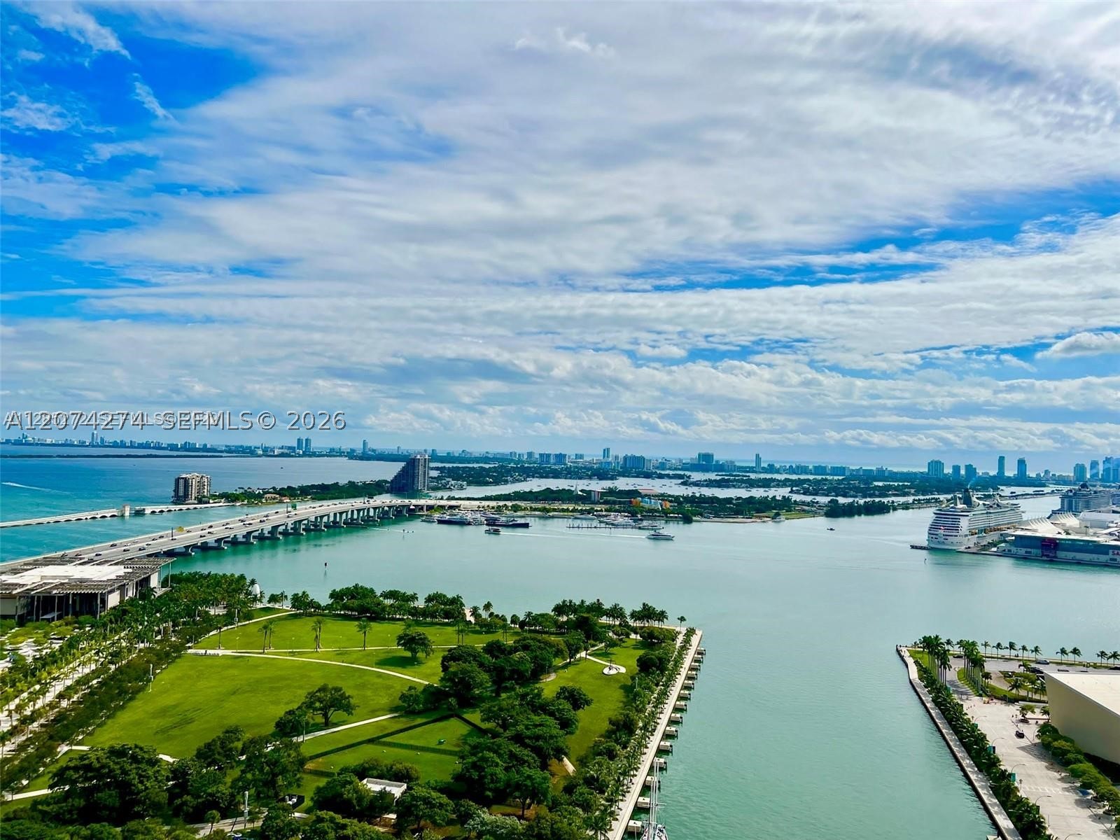 888 Biscayne Blvd #3110