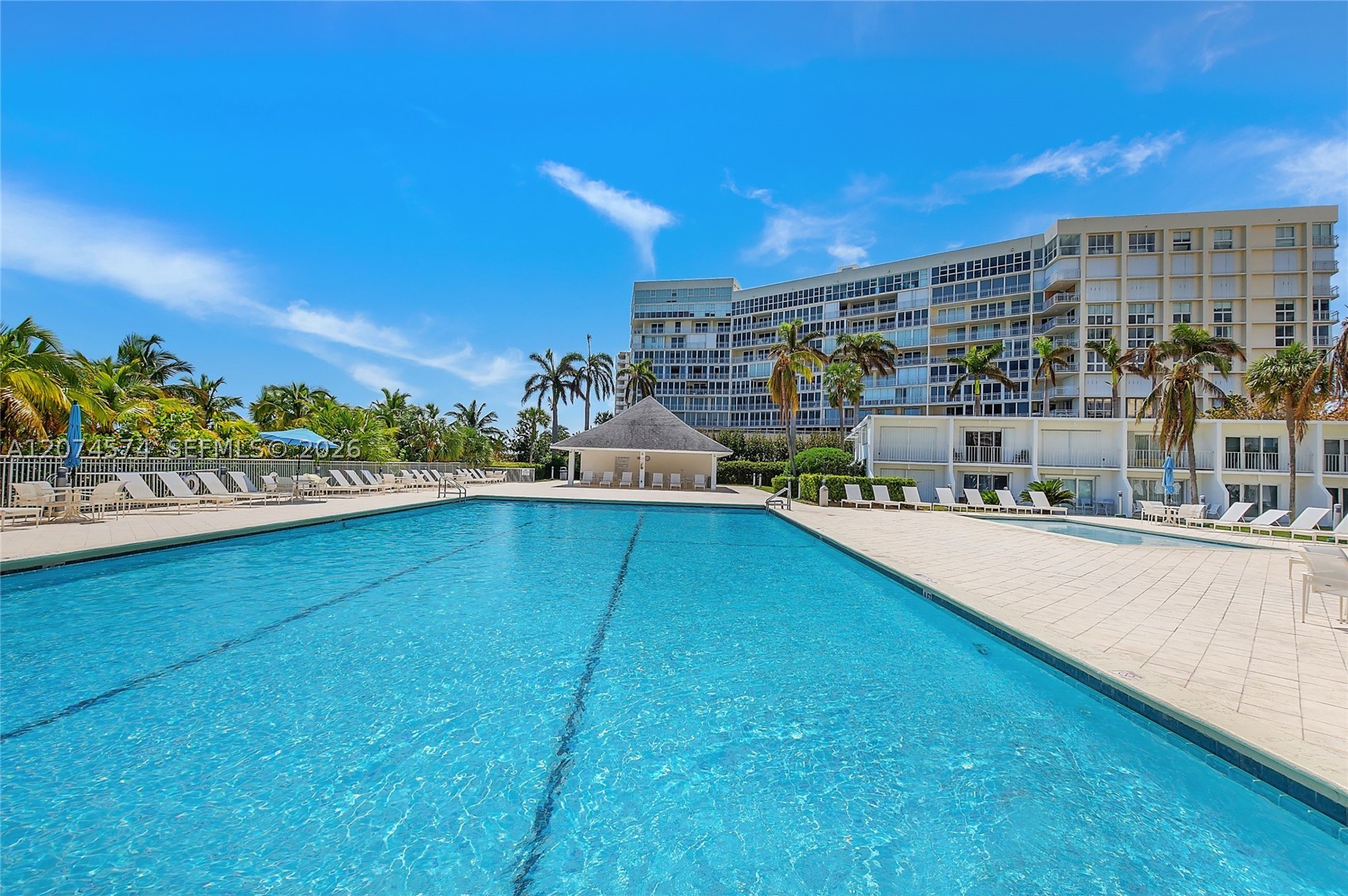 881 Ocean Dr #10A Key Biscayne, FL 33149