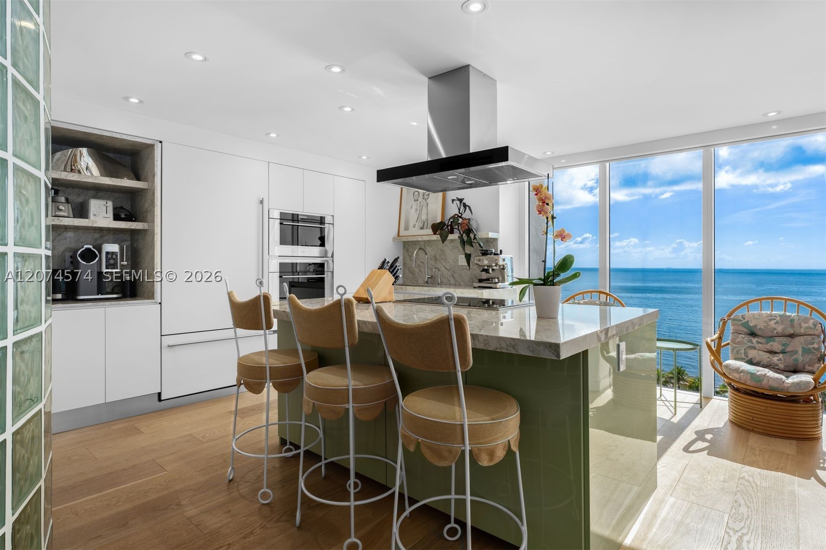 881 Ocean Dr #10A Key Biscayne, FL 33149