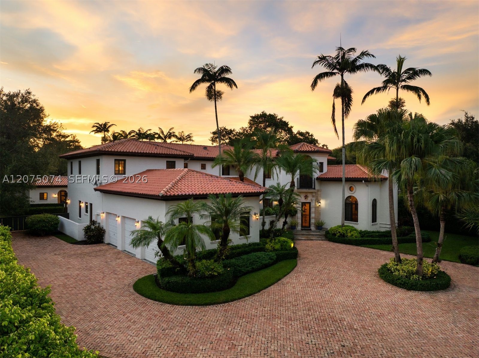 8800 SW 57th Ave Pinecrest, FL 33156