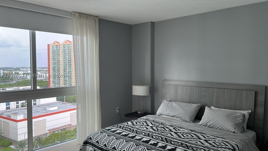 250 Sunny Isles Blvd #3-1403 Sunny Isles Beach, FL 33160