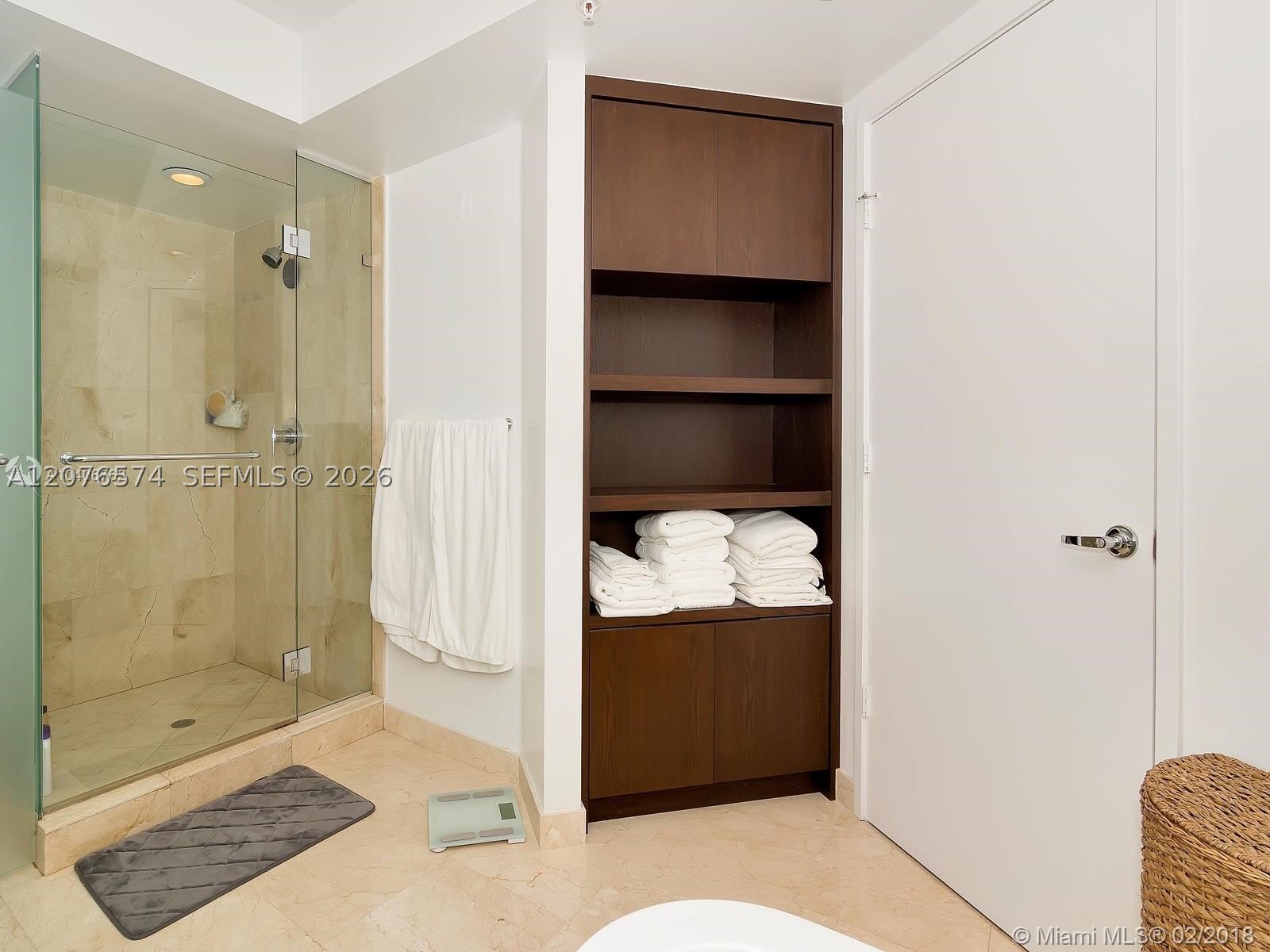 250 Sunny Isles Blvd #3-1403 Sunny Isles Beach, FL 33160