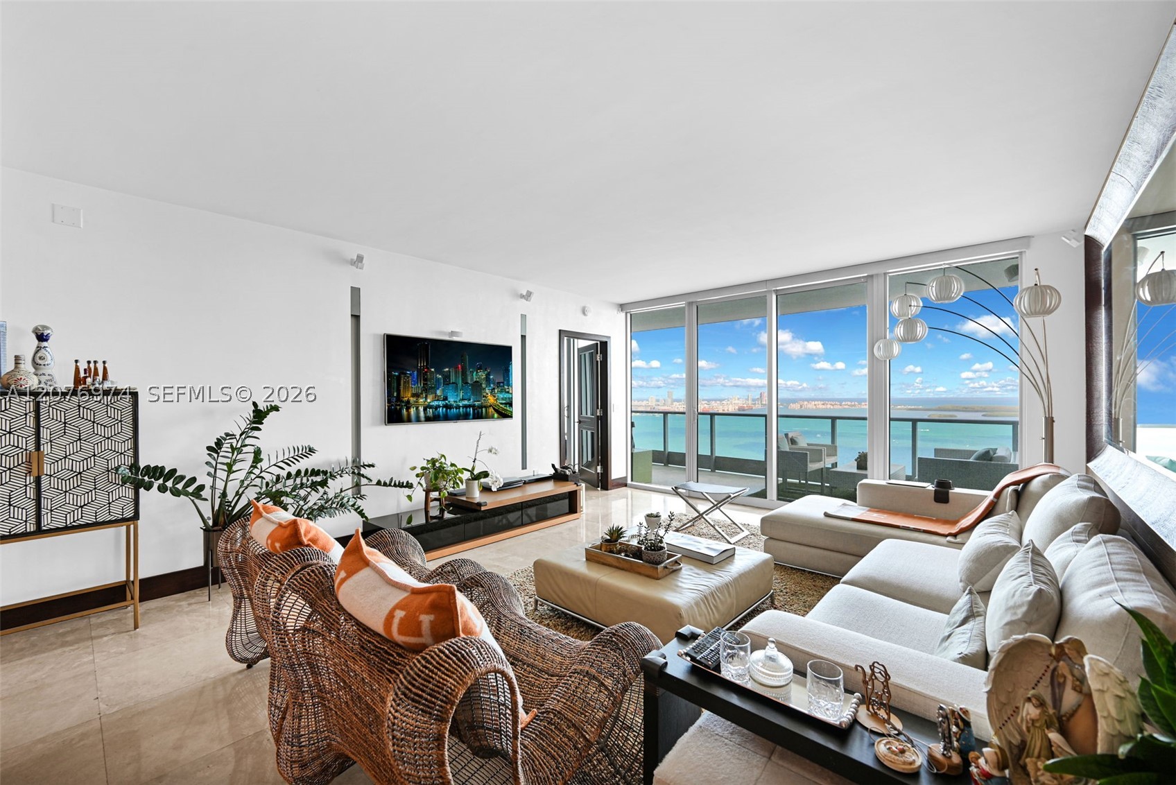 1331 Brickell Bay Dr #3607 Miami, FL 33131