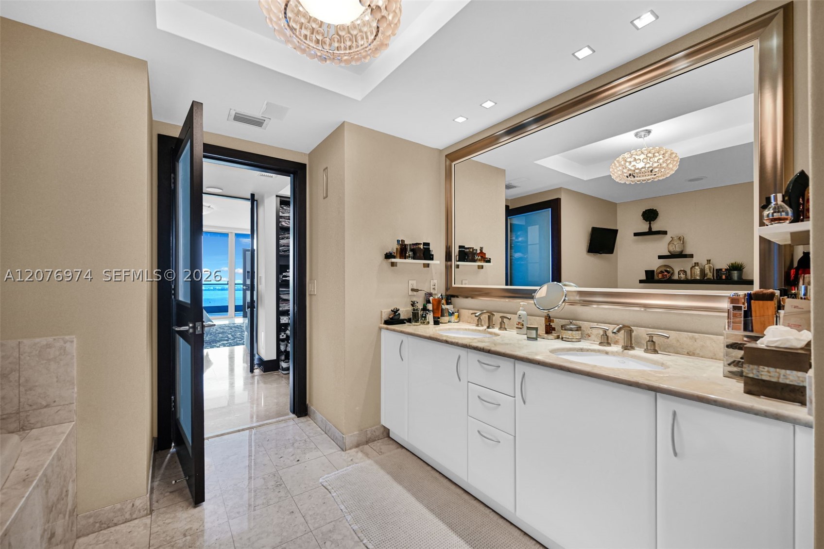 1331 Brickell Bay Dr #3607 Miami, FL 33131