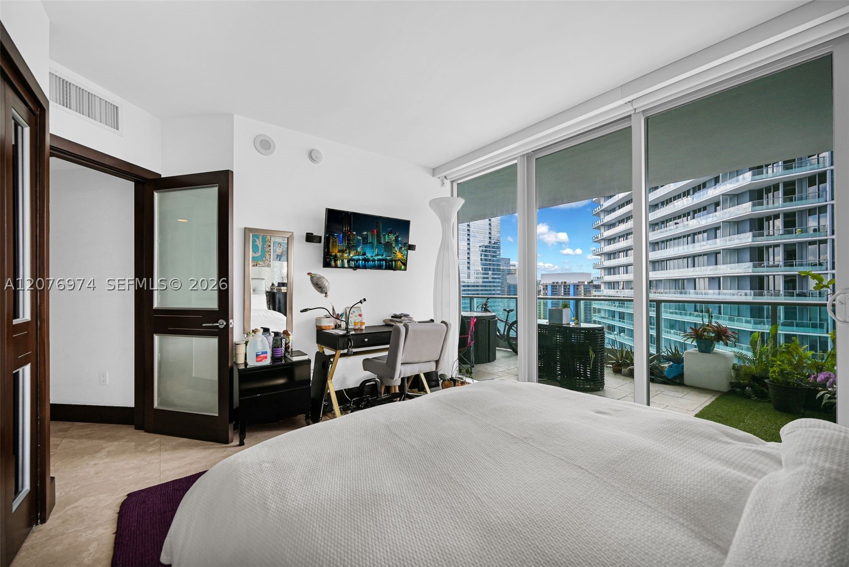 1331 Brickell Bay Dr #3607 Miami, FL 33131